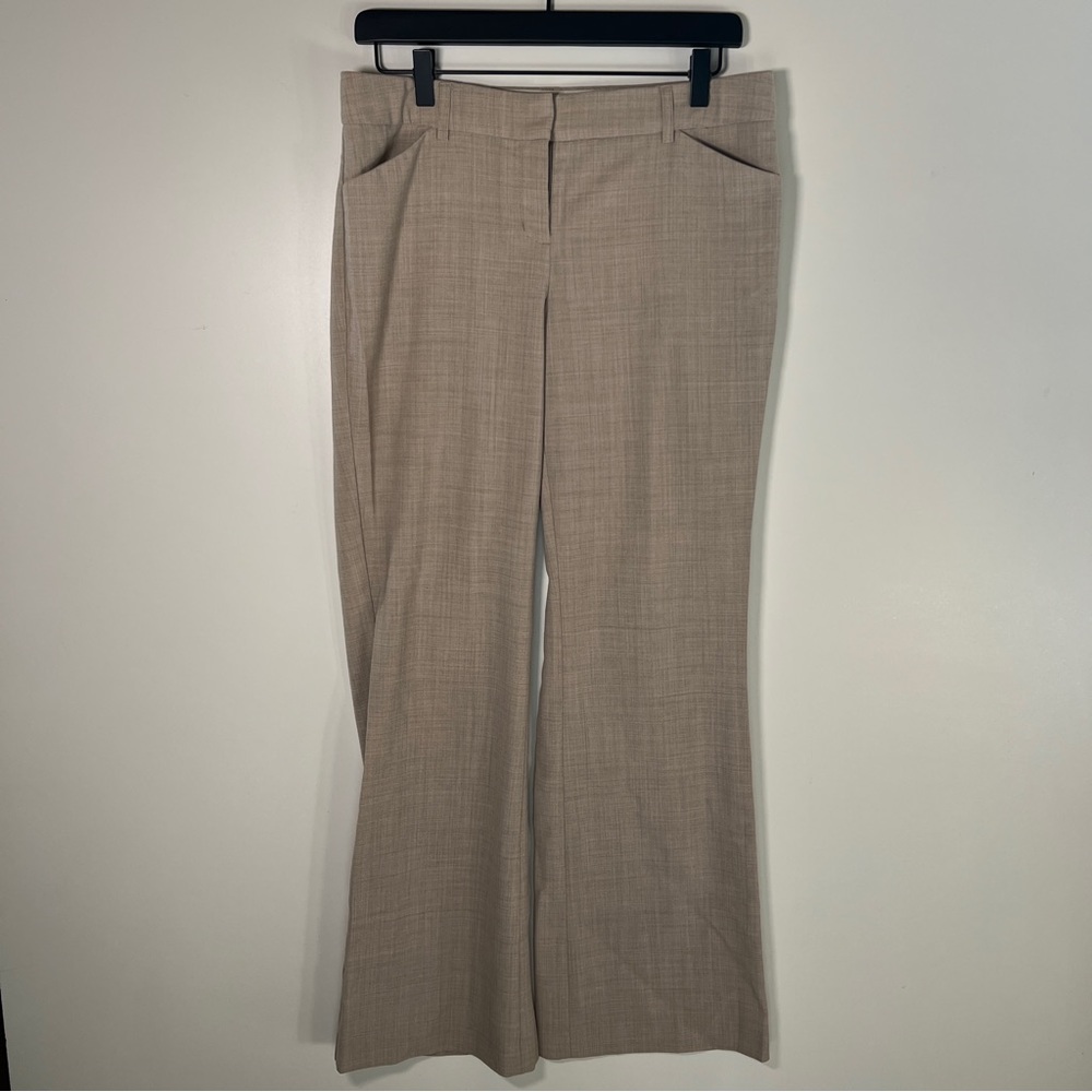Express Design Studio editor, beige pants size 6 RN 55285